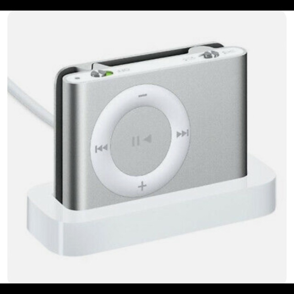 Apple iPod shuffle 2nd Generation Silver (1 GB) ~ Full Box W/Charger, Earphones.